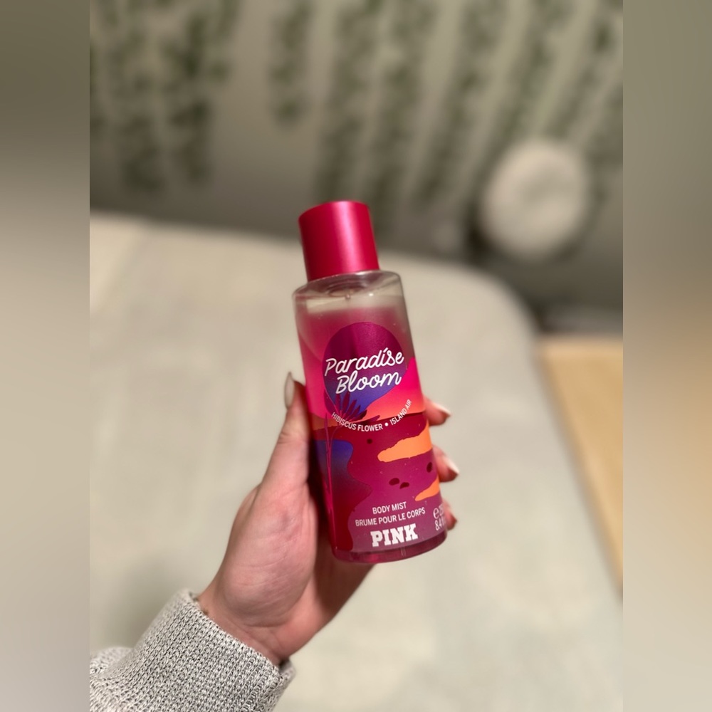 PINK Paradise Bloom Perfume Mist